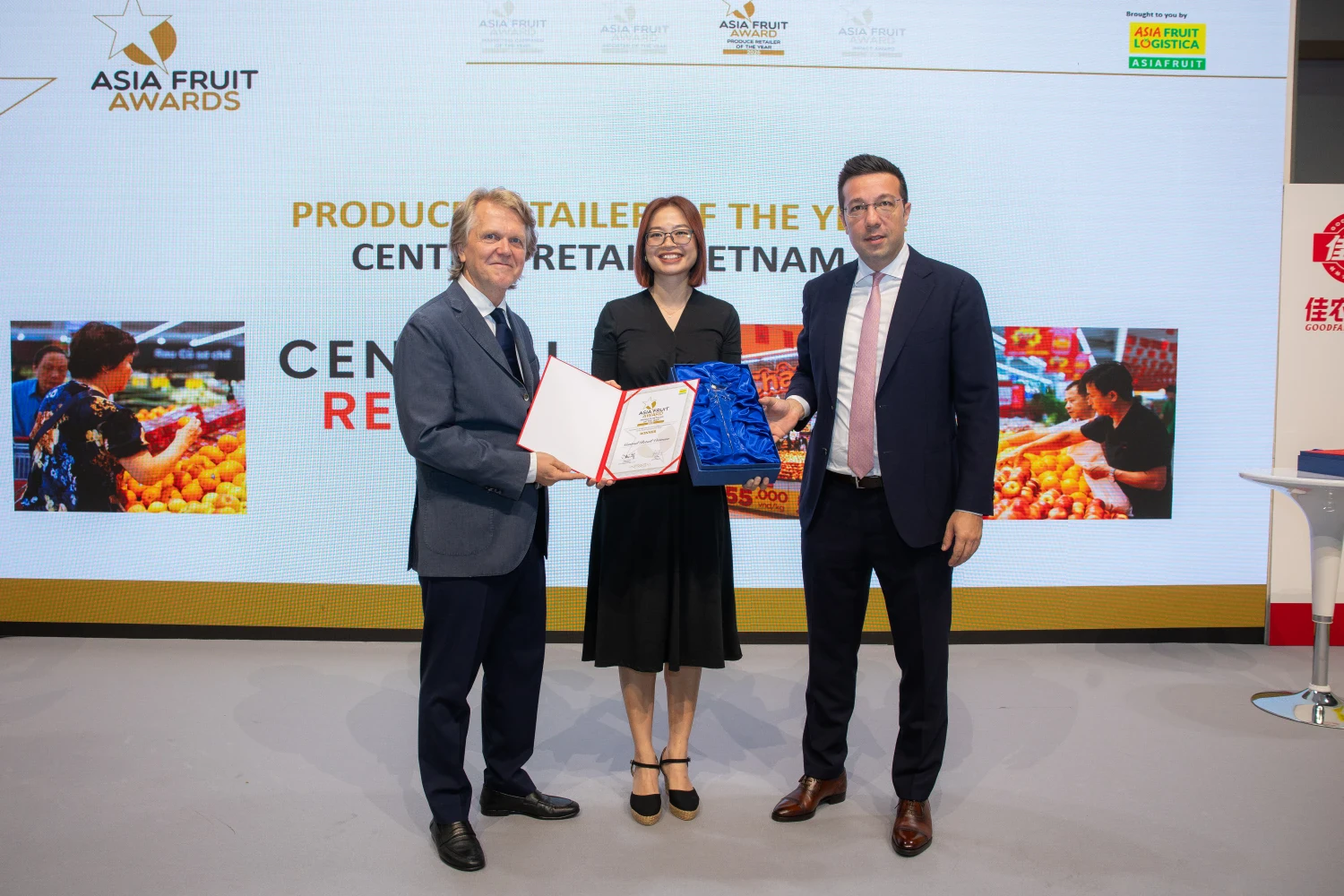 Central Retail Vietnam Honored as “Produce Retailer of the Year” at Asia Fruit Awards 2025